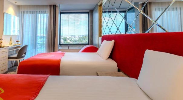 GRANADA RED RESORT HOTEL