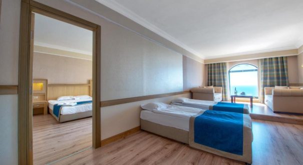 UTOPIA WORLD HOTEL
