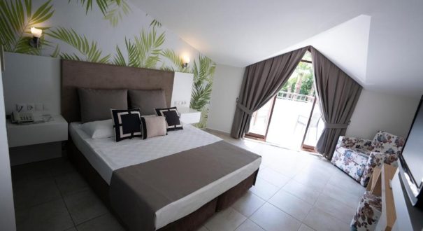 CLUB TUANA HOTEL