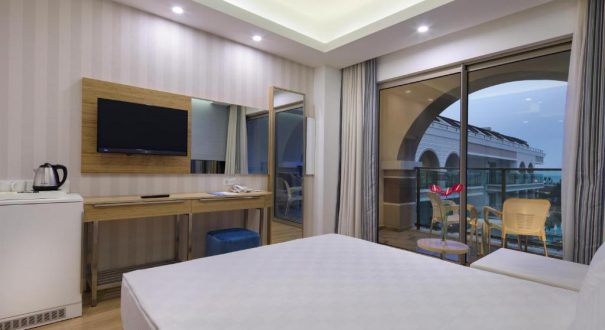 DOSINIA LUXURY HOTEL