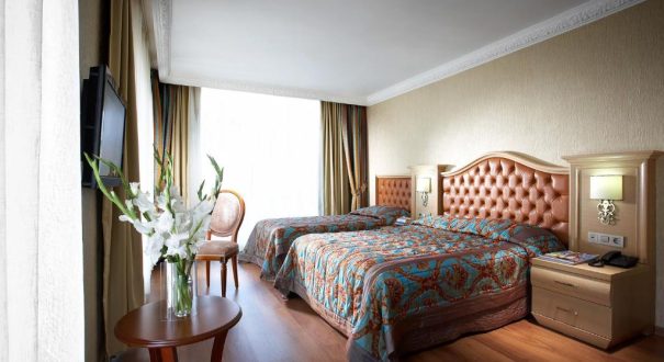 EMRE BEACH HOTEL