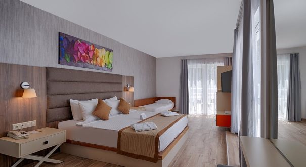 SEVEN SEAS BLUE HOTEL