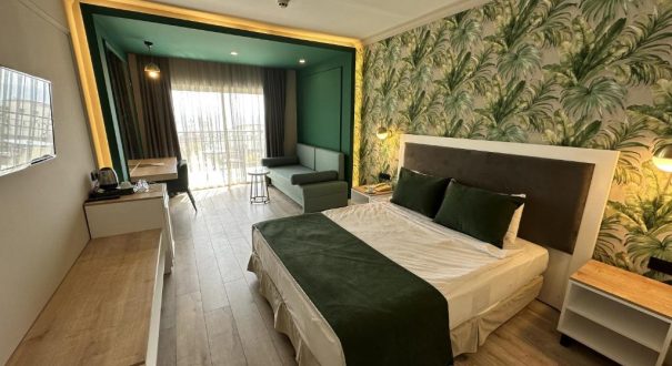 LOCEANICA BEACH HOTEL