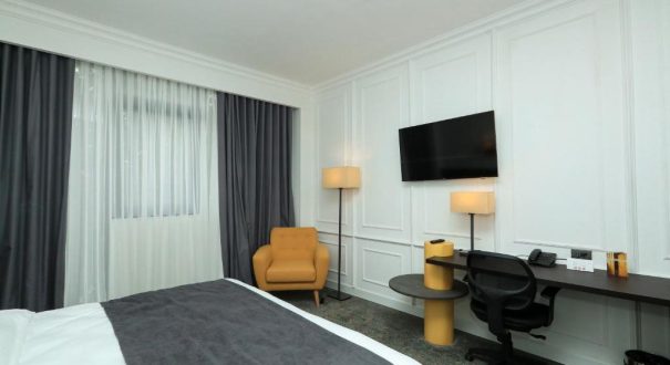 PINE ASTORIA HOTEL