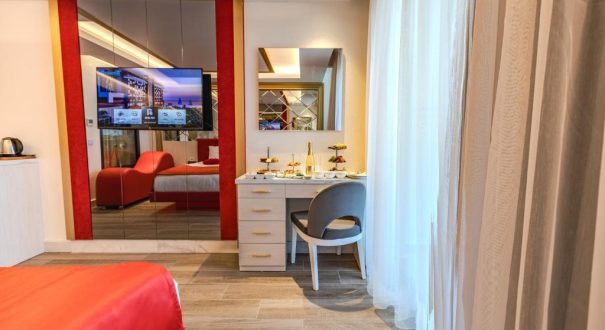GRANADA RED RESORT HOTEL