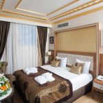 CRYSTAL PALACE HOTEL