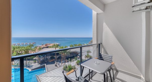 SEVEN SEAS PALMERAS BAY HOTEL