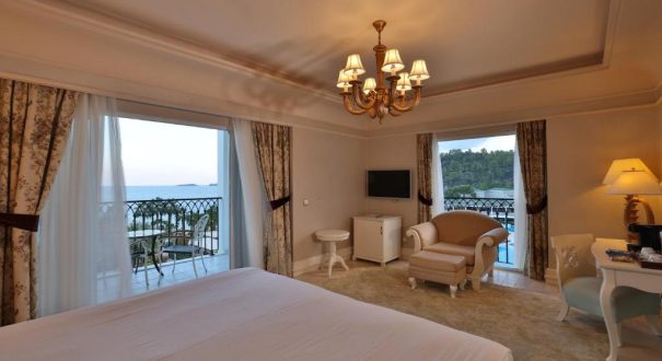 NIRVANA DOLCE VITA HOTEL