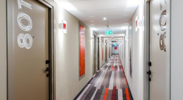 IBIS STADIUM HOTEL