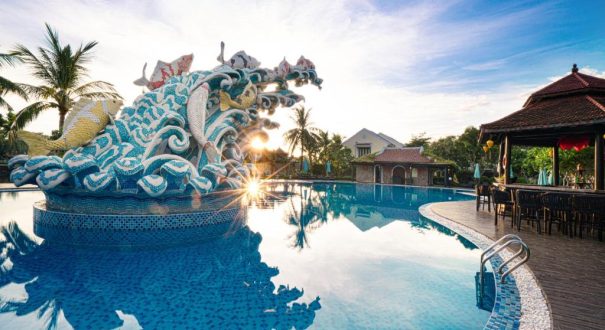 KOI RESORT HOTEL