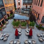 RADISSON RED HOTEL