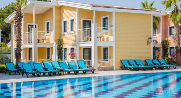 CRYSTAL COLOURS HOTEL
