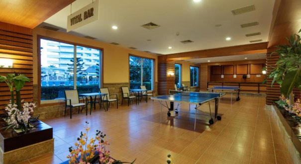 CRYSTAL ADMIRAL HOTEL