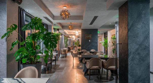 ONYX HOTEL