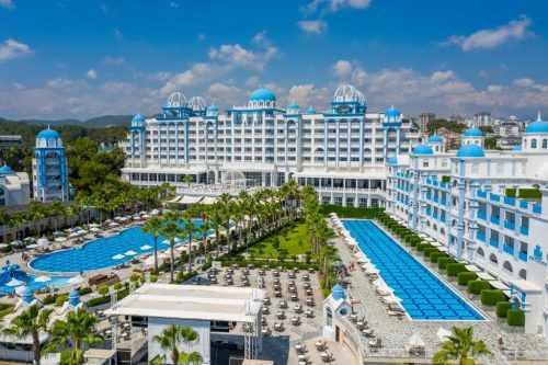 RUBI PLATINUM HOTEL