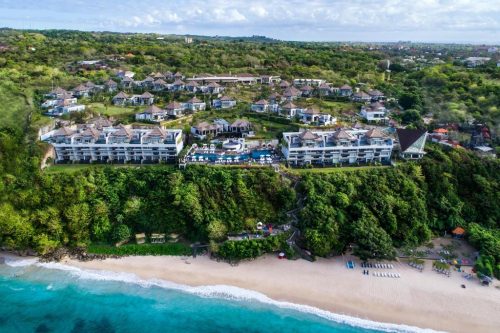 SAMABE BALI SUITES & VILLA HOTEL