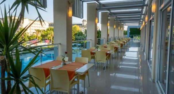 TITAN SELECT HOTEL