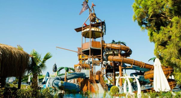RAYMAR RESORT HOTEL