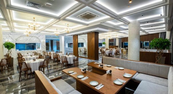 RUBI PLATINUM SIGN HOTEL