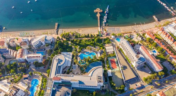 GRAND AZUR HOTEL