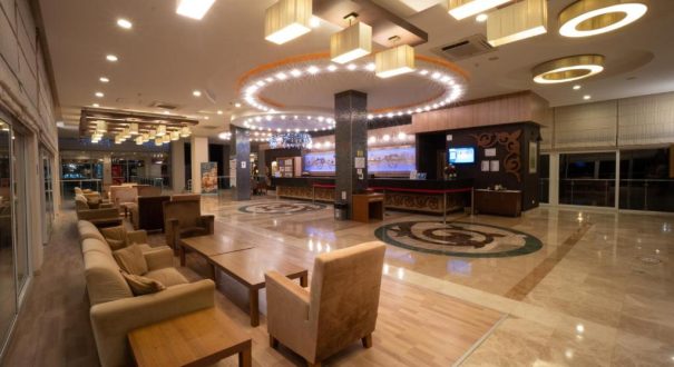 TITAN SELECT HOTEL