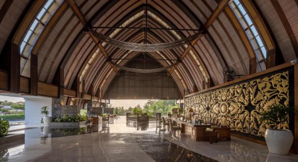 MERUSAKA NUSA DUA HOTEL