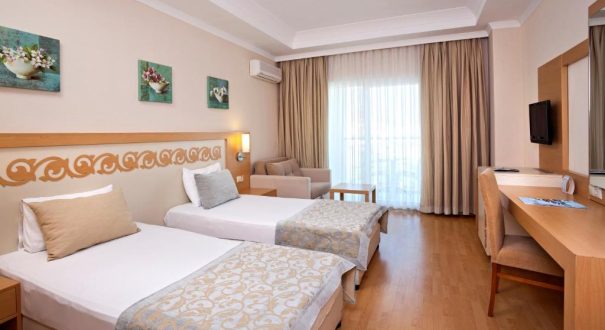 TITAN SELECT HOTEL