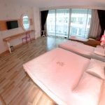 RAYMAR RESORT HOTEL