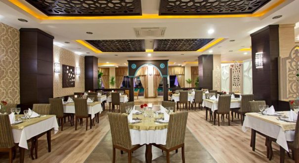 TITAN SELECT HOTEL