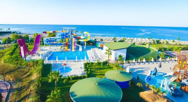 RAYMAR RESORT HOTEL