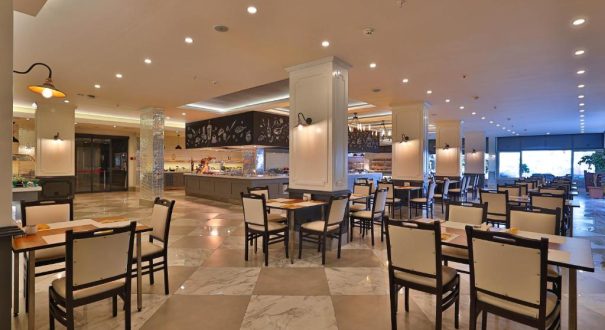 CRYSTAL LAND OF PARADISE HOTEL