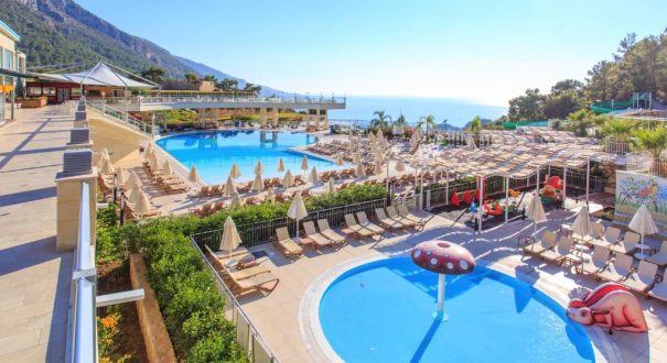 ORKA SUNLIFE RESORT AND AQUAPARK HOTEL