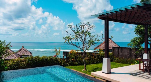 SAMABE BALI SUITES & VILLA HOTEL