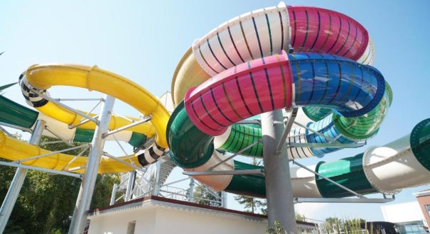CLUB AQUA PLAZA HOTEL