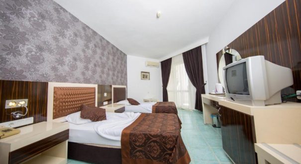 FIRST CLASS HOTEL