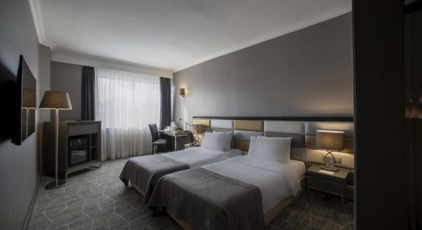 TAXIM SQUARE HOTEL