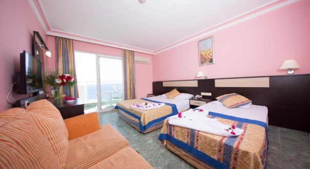 FIRST CLASS HOTEL