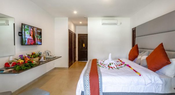 SOUTHERN PALMS BEACH RESORT HOTEL