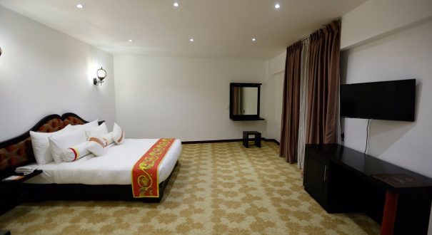 ROYAL KANDYAN HOTEL