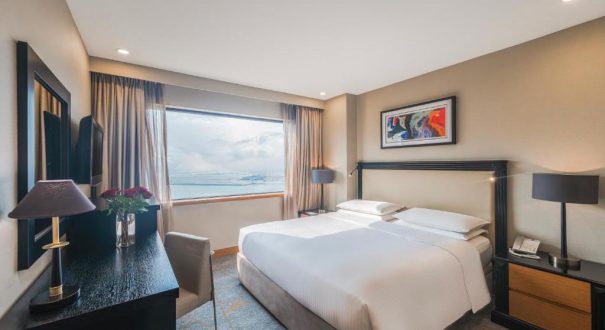 HYATT REGENCY GALLERIA RESIDENCE HOTEL