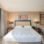 HYATT REGENCY GALLERIA RESIDENCE HOTEL