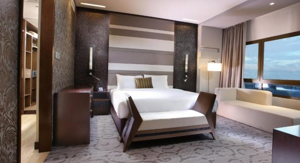 METROPOLITAN HOTEL DUBAI