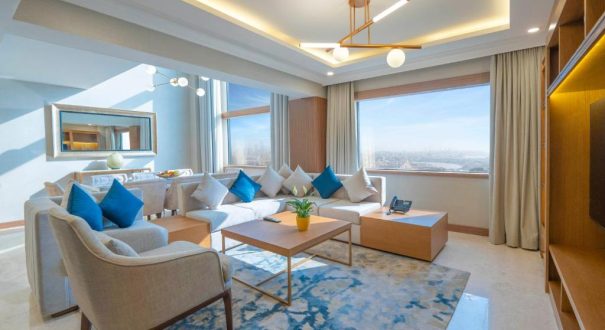 HYATT REGENCY GALLERIA RESIDENCE HOTEL