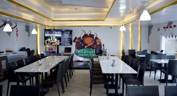 KINGS PARK HOTEL