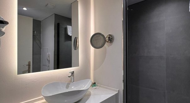 NOVA PLAZA ORION HOTEL