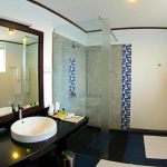 RATHNA BEACH RESORT HOTEL