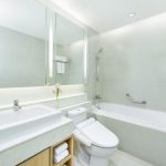CENTER POINT CHIDLOM HOTEL