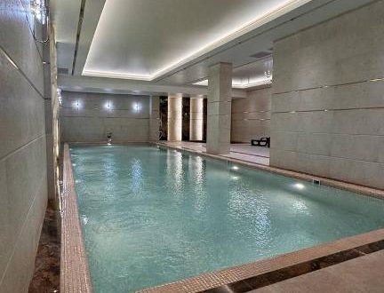 KANGURT GRAND HOTEL