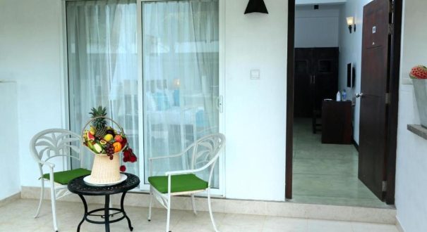 RATHNA BEACH RESORT HOTEL