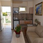 ANTONIS G APARTMENT HOTEL